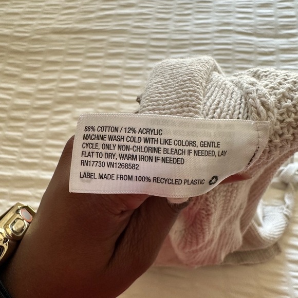 Universal Thread Beige cardigan sweater sleeveless with side ties size XS - Picture 4 of 7